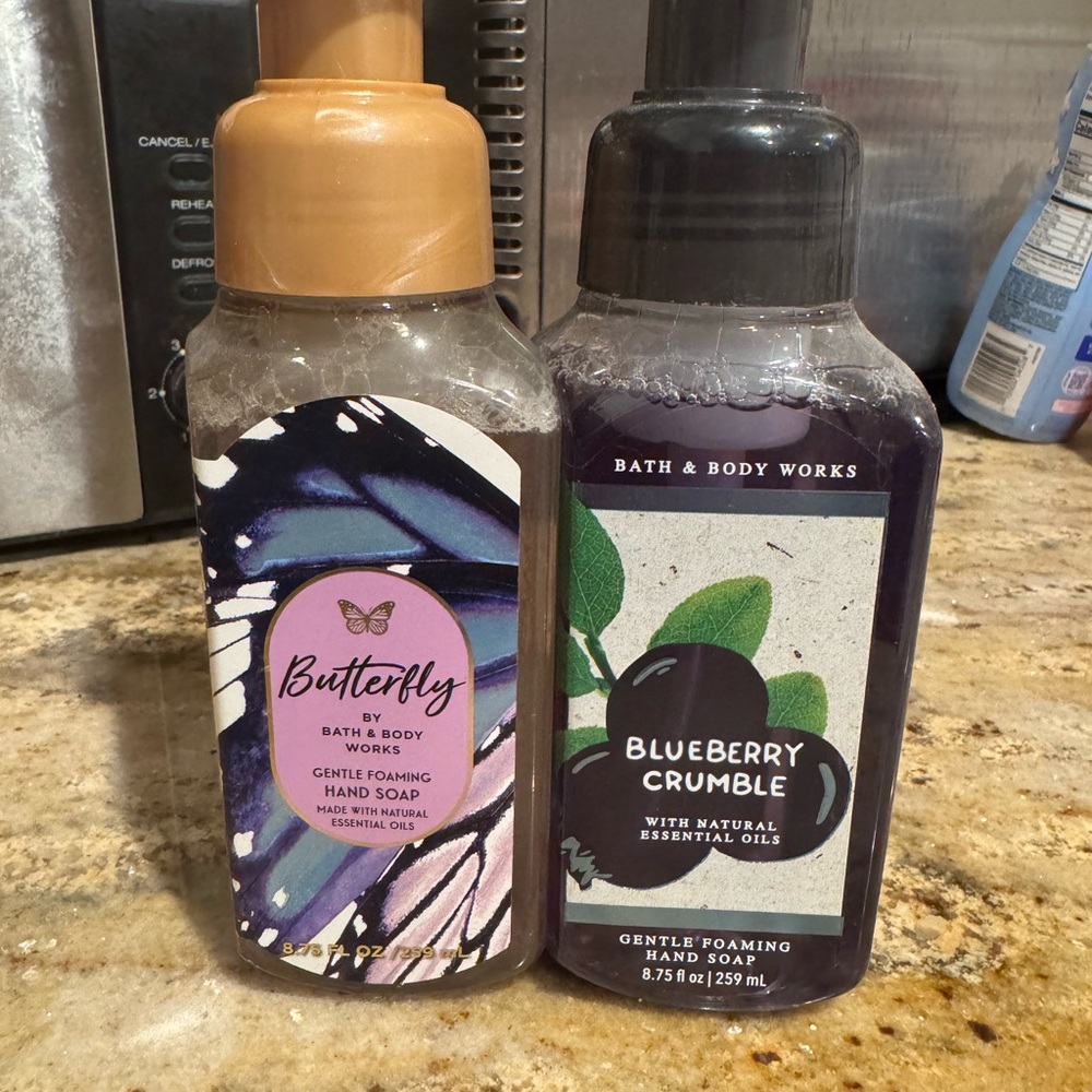 Bath & Body Works Butterfly & Blueberry Crumble Hand Soap Set - Purple and Black